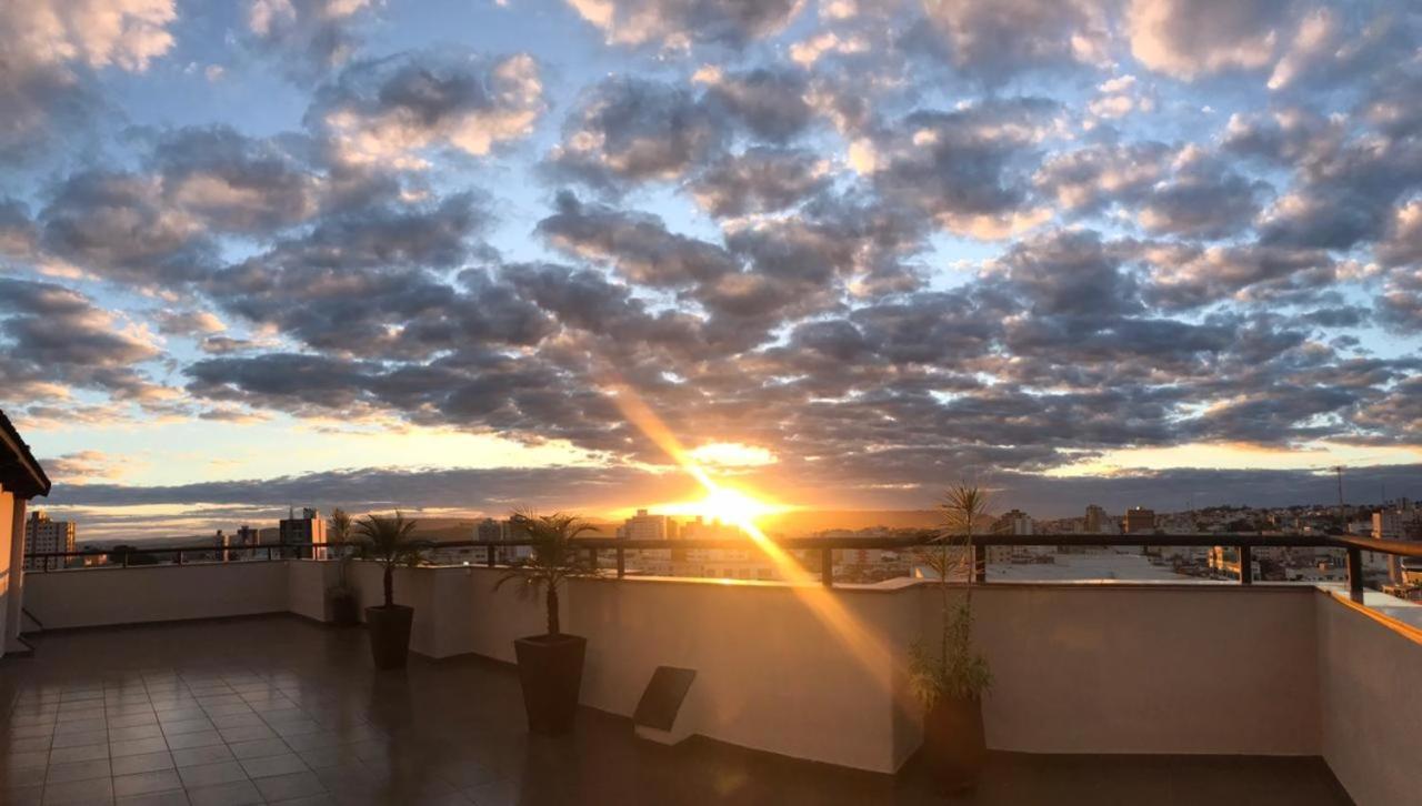 Hz Hotel Patos de Minas Dış mekan fotoğraf